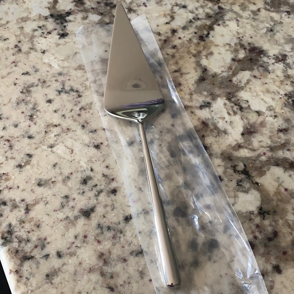 Wedgwood Pie Server
